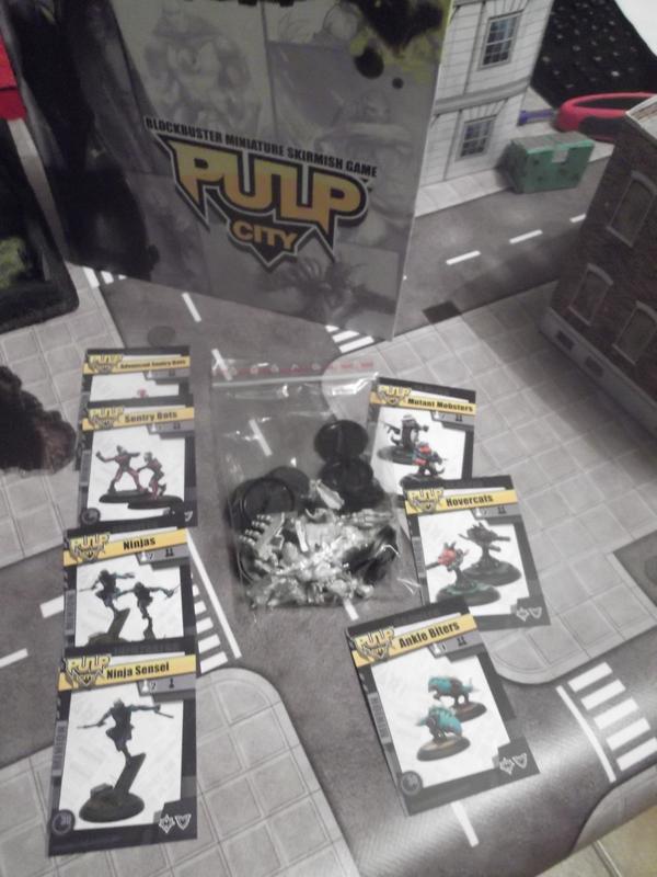 Pulp City - Minions