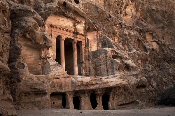 little_petra_by_ruthsantcortis.jpg