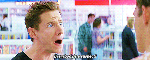 Tout le monde est suspect !